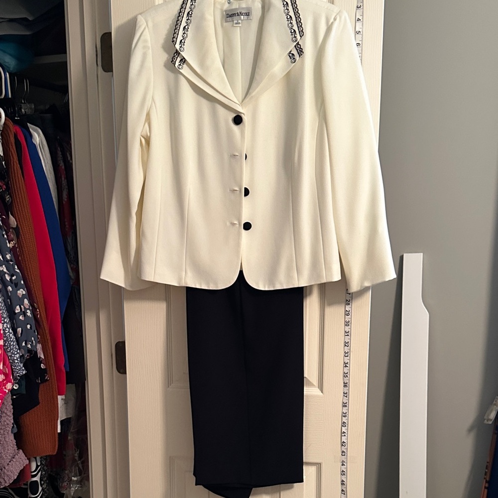 Danny & Nicole Cream Blazer and Black Pants Set